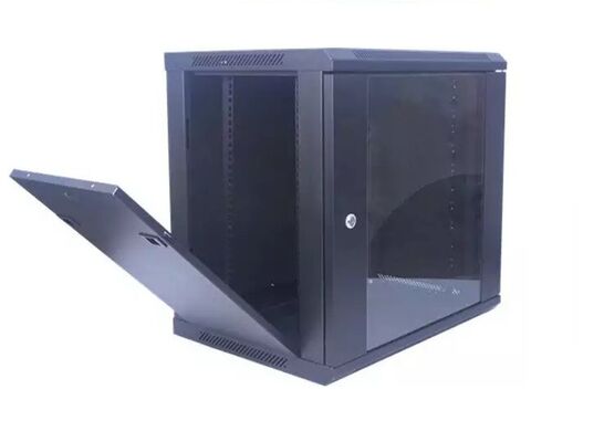 IP20 جدار جبل الرف الضميمة PDU 15U Server Rack Equipment
