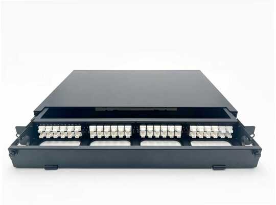 1U Cores MTP MPO -LC لوحة التصحيح ODF نوع الهيكل المنزلق لـ 4 كاسيتات مع إدارة الكابلات